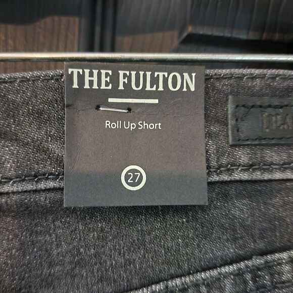 Blank NYC Fulton Roll U Denim Shorts in Sneak Preview Washed Black - Picture 11 of 14